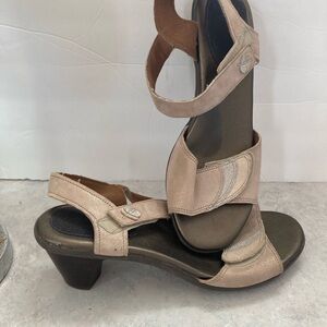 $7.00 Shoe Sale******$7.00